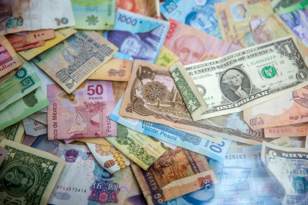 Global currency banknotes